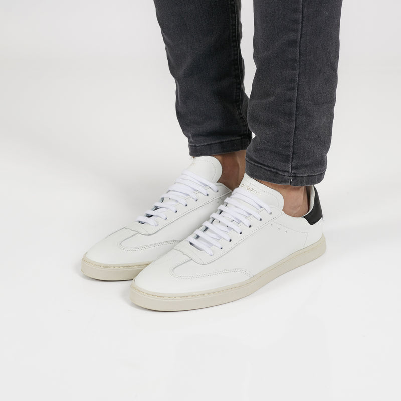 Zapatilla Fineas Hombre de Cuero Blanco – Briganti