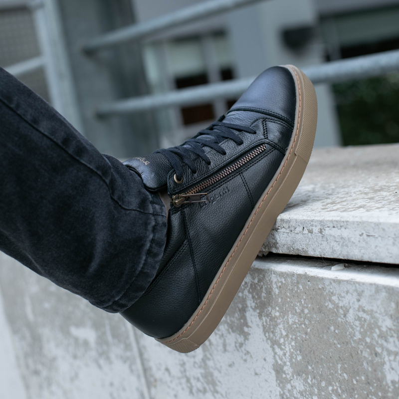 ZAPATILLA NATAN NEGRA