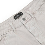 PANTALÓN DENIM KAI GRIS