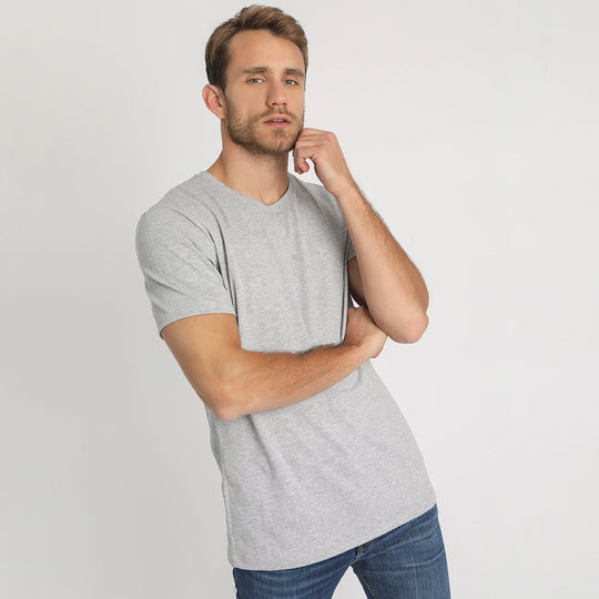 REMERA BASICS GRIS.