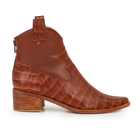BOTA JOLIE SUELA.