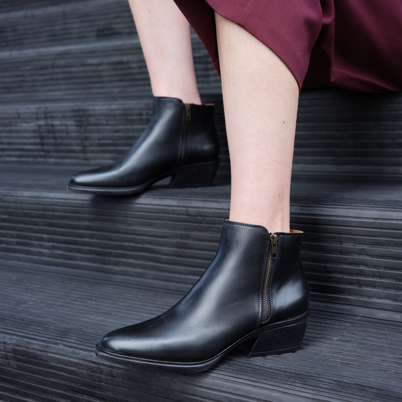 BOTA LORET NEGRA
