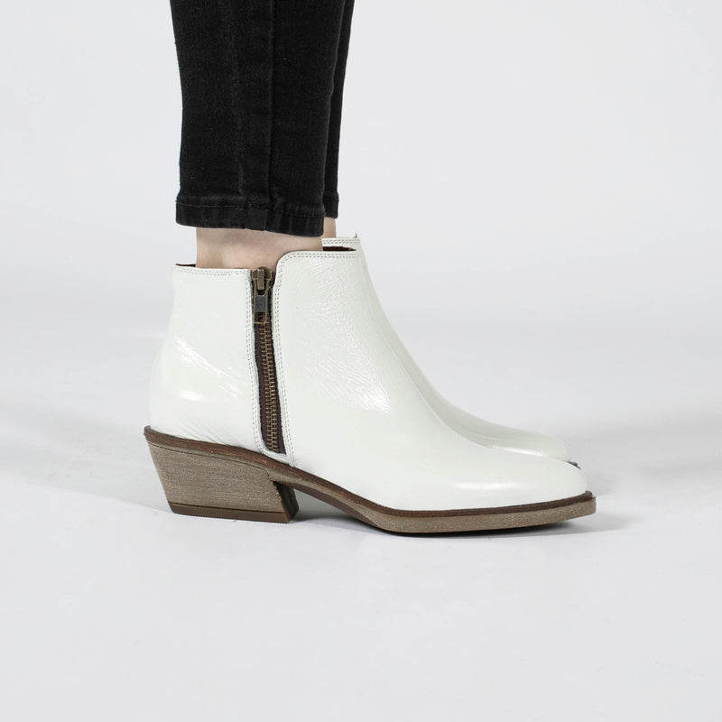 BOTA LORET BLANCA