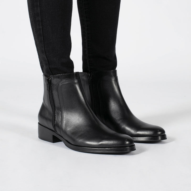 BOTA LEITH NEGRA