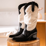 BOTA TUCKER NEGRA