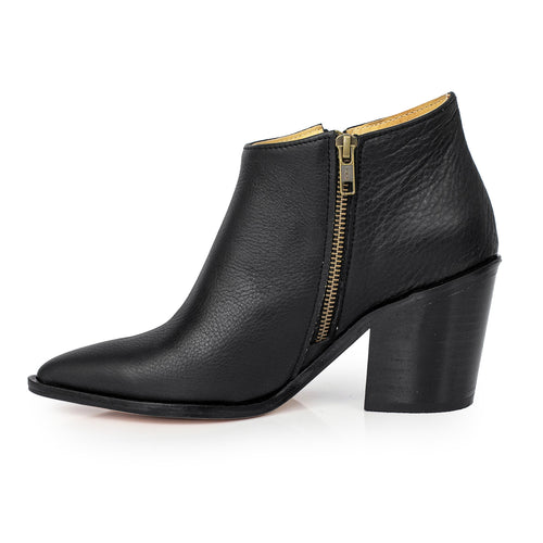 BOTA LODGE NEGRA