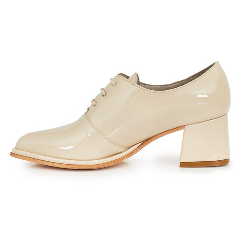 ZAPATO NAOMI NATURAL CHAROL