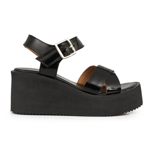 SANDALIA AVADI NEGRA CHAROL.