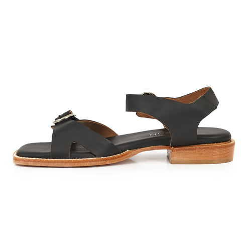 SANDALIA PANDO NEGRA