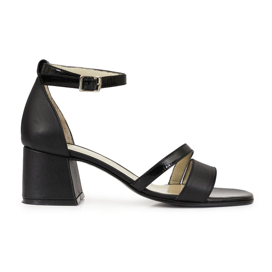 SANDALIA AMBA NEGRA.