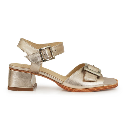 SANDALIA INDORA PLATINO.