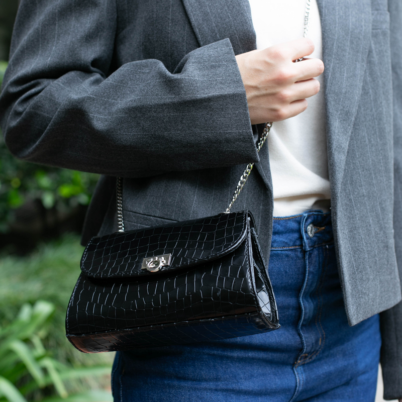 BANDOLERA LEONI NEGRA