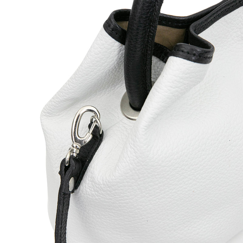 CARTERA VETRA BLANCA Y NEGRA