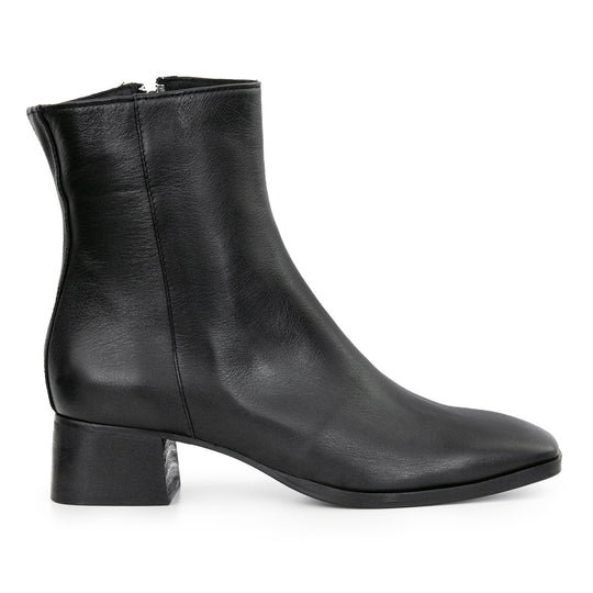 BOTA RUSSELL NEGRA