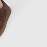 ZAPATILLA MARK MARRÓN
